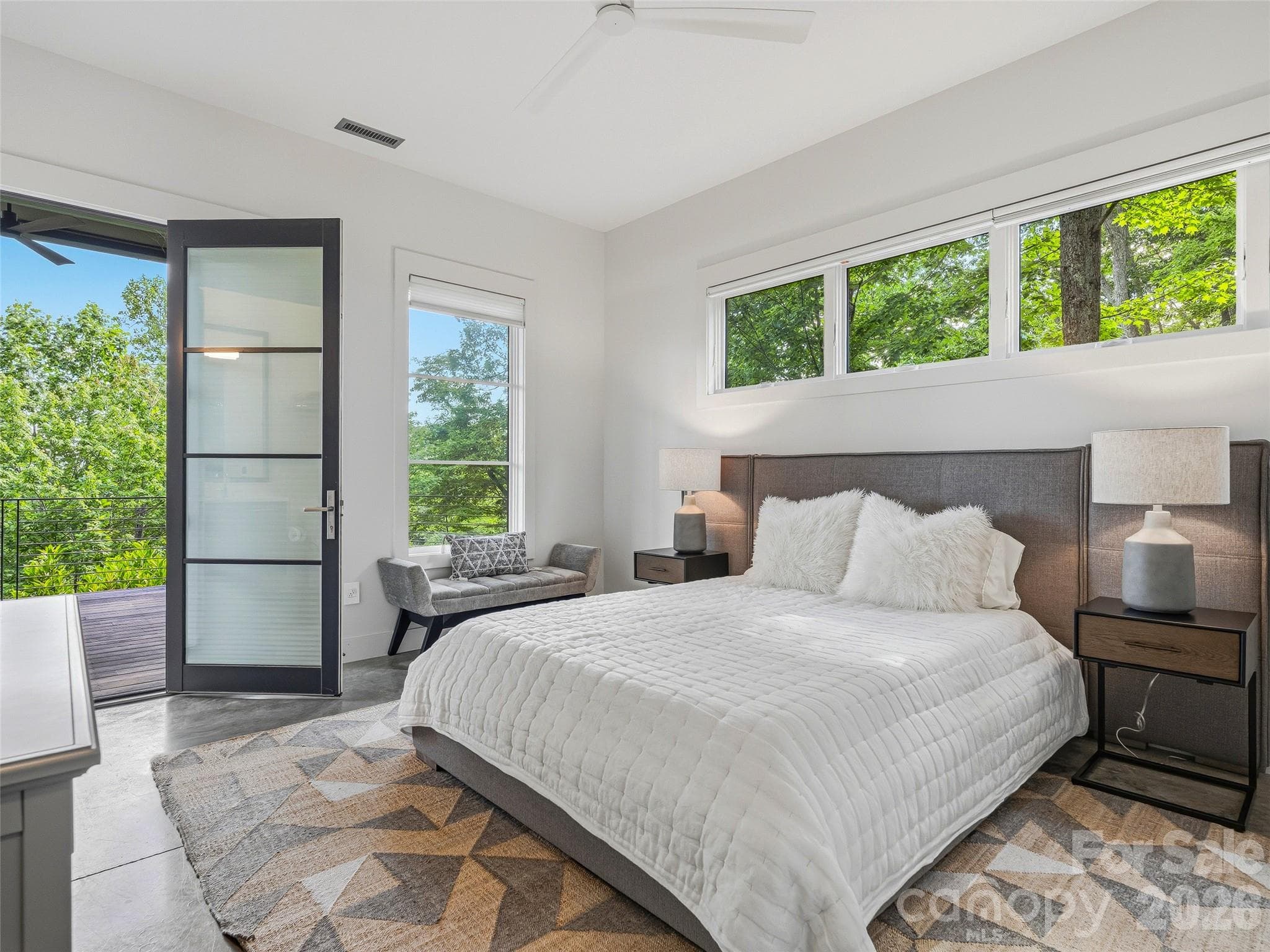 Guest Suite 1 with outdoors access - 1121 Timberbluff Way, Arden