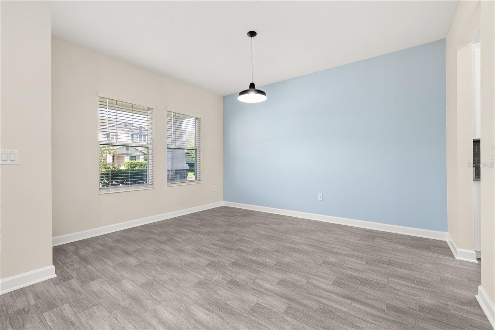 Single Family Residence at 4935 CHASE CT, ST CLOUD, photo 9 of 92