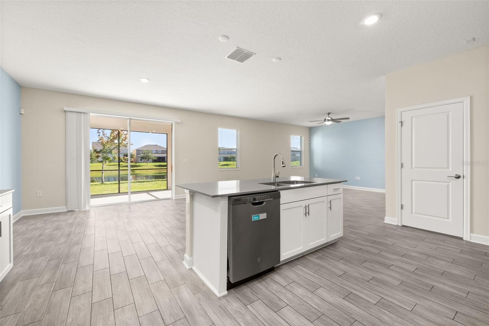 Single Family Residence at 4935 CHASE CT, ST CLOUD, photo 14 of 92