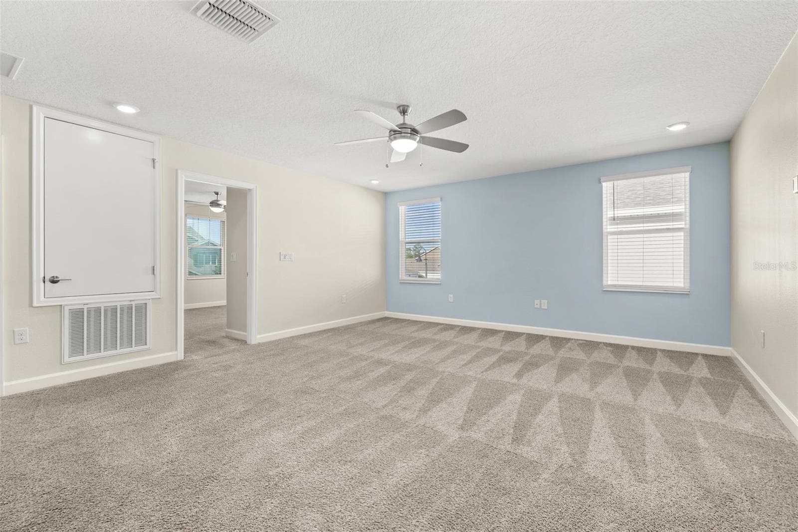 Single Family Residence at 4935 CHASE CT, ST CLOUD, photo 25 of 92