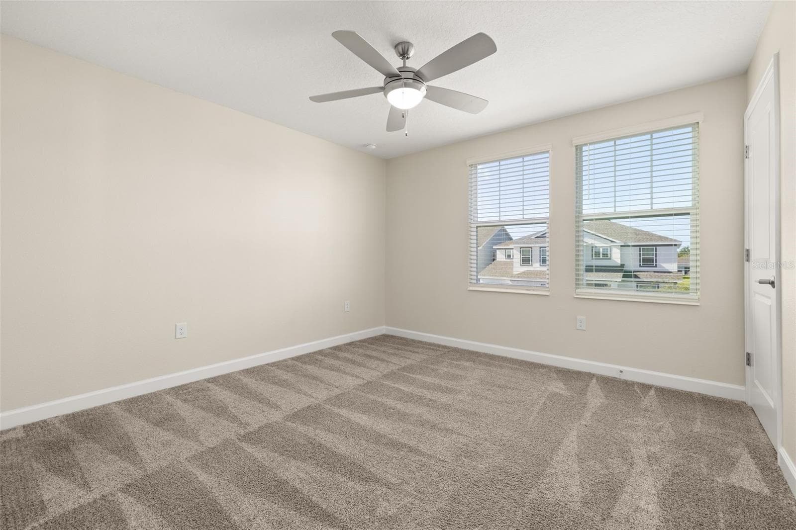 Single Family Residence at 4935 CHASE CT, ST CLOUD, photo 28 of 92