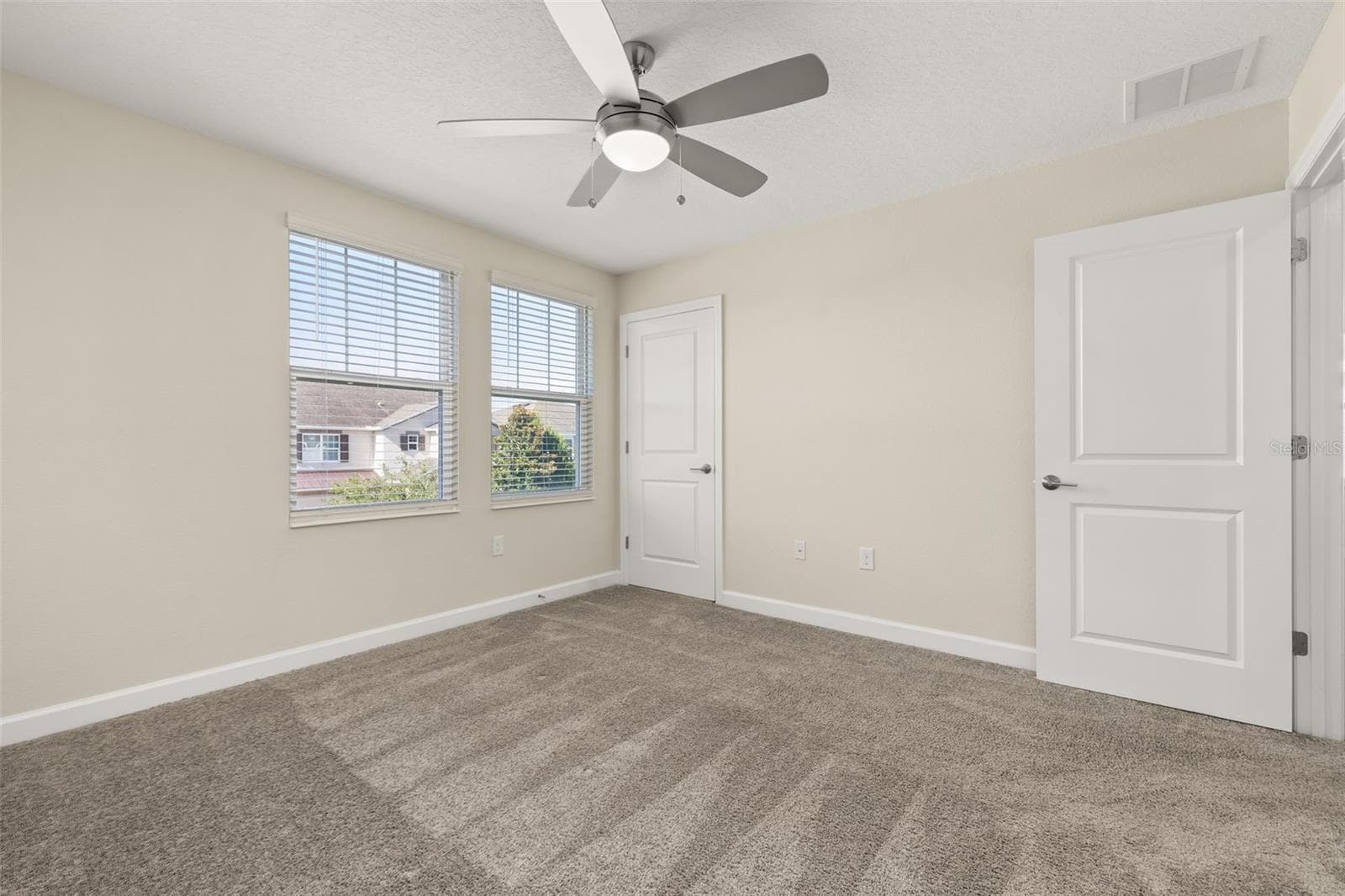 Single Family Residence at 4935 CHASE CT, ST CLOUD, photo 29 of 92