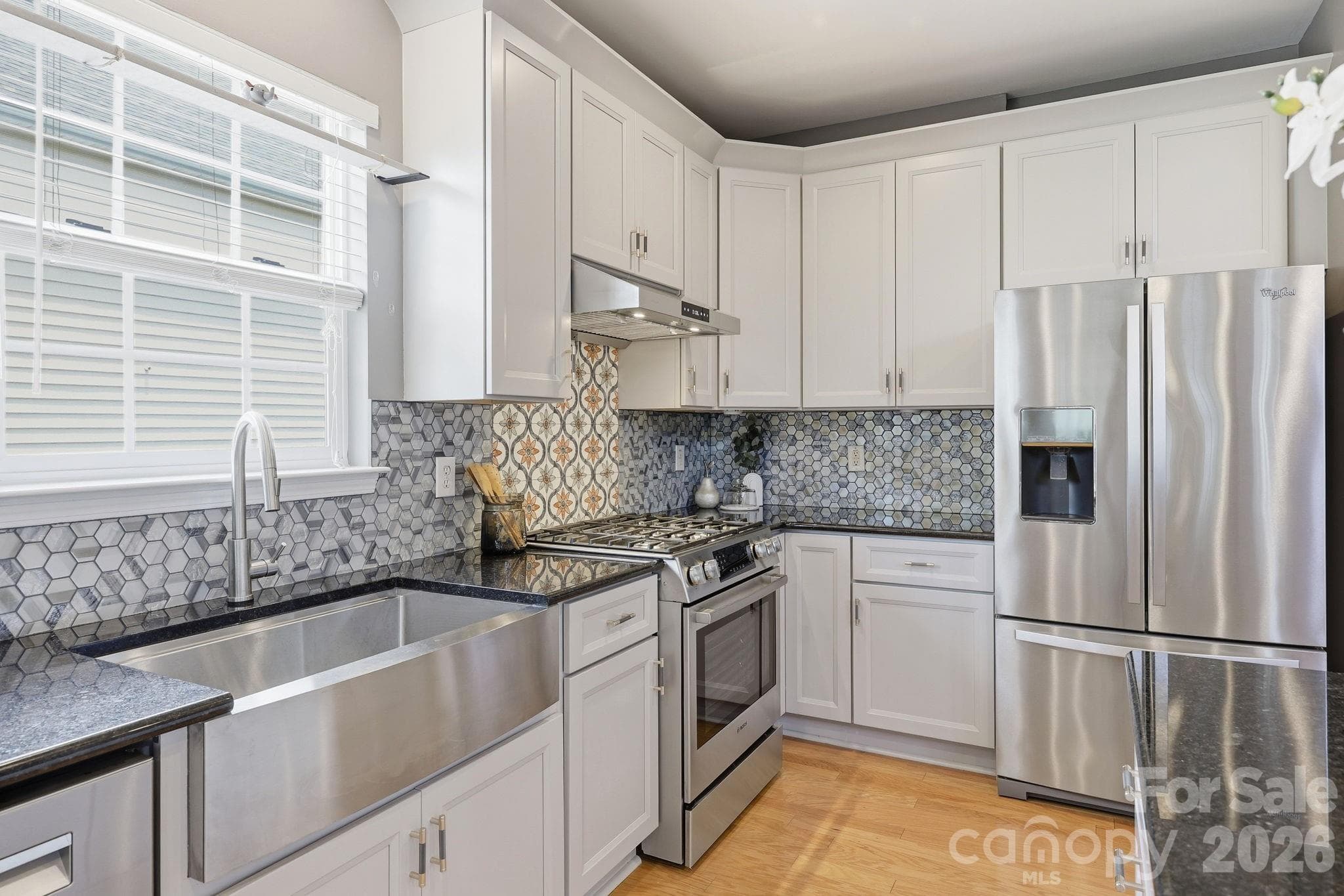 Single Family Residence at Charlotte, photo 13 of 48