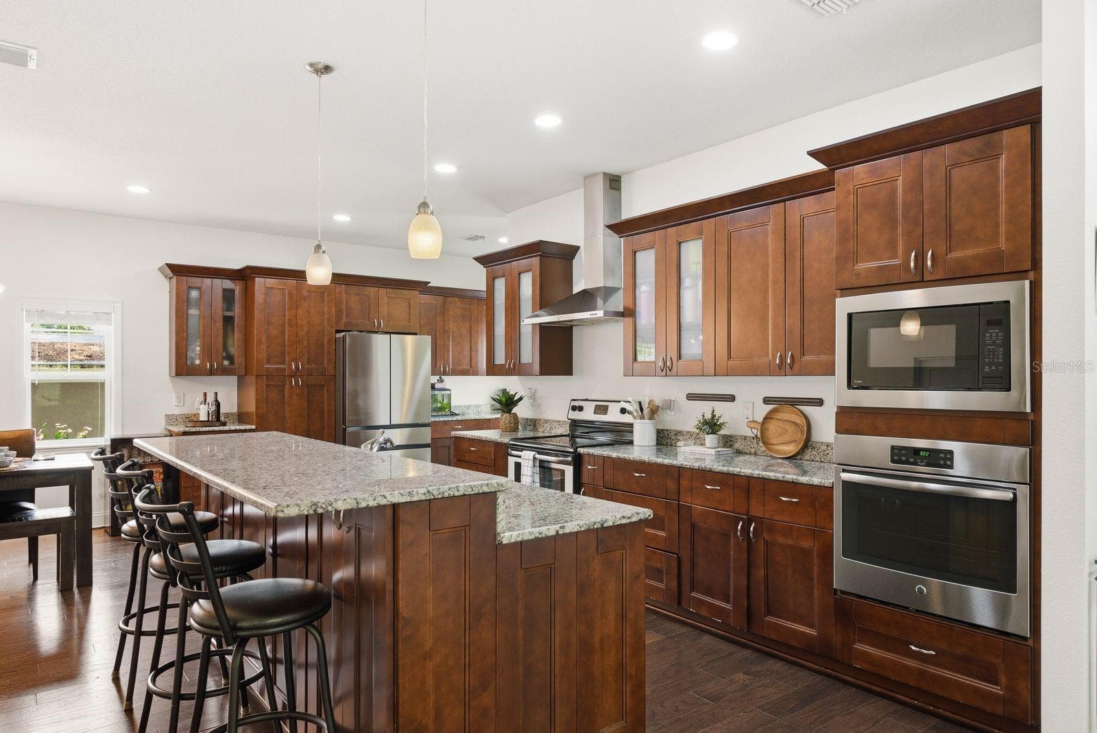 Kitchen - 4920 3RD ST N, ST PETERSBURG
