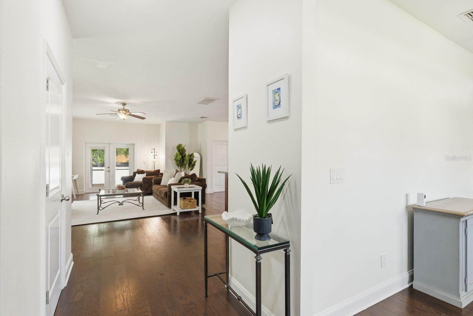 View to Living Room - 4920 3RD ST N, ST PETERSBURG