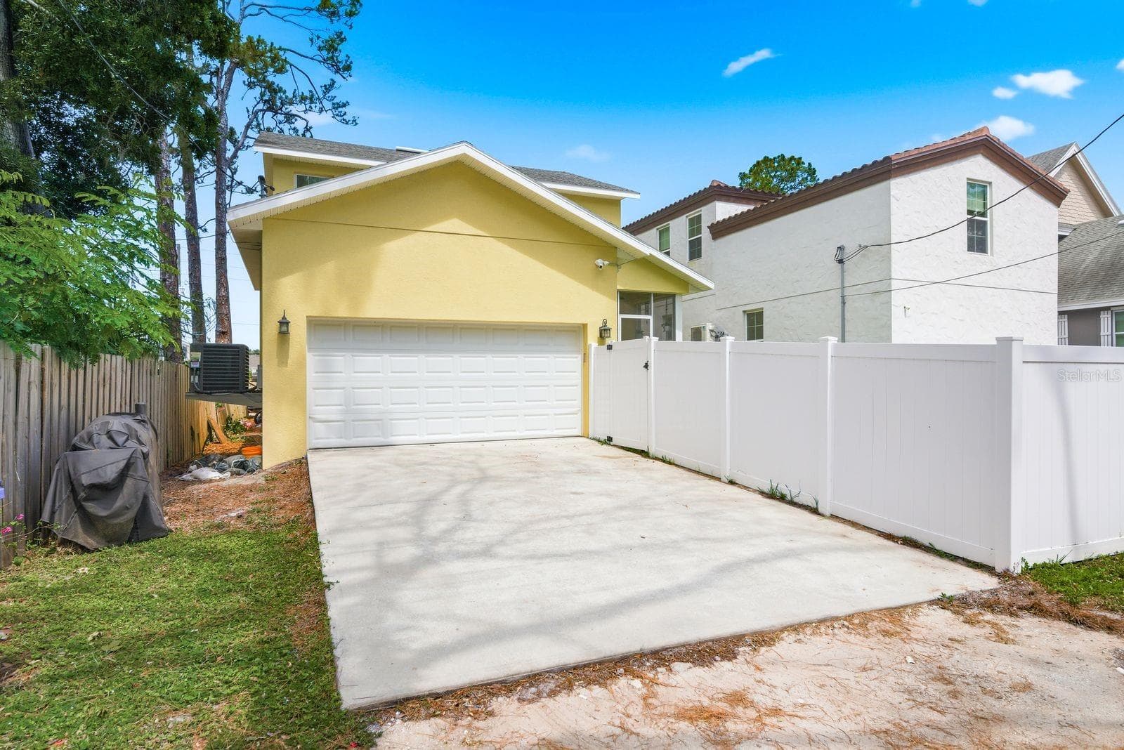 Rear Exterior - 4920 3RD ST N, ST PETERSBURG