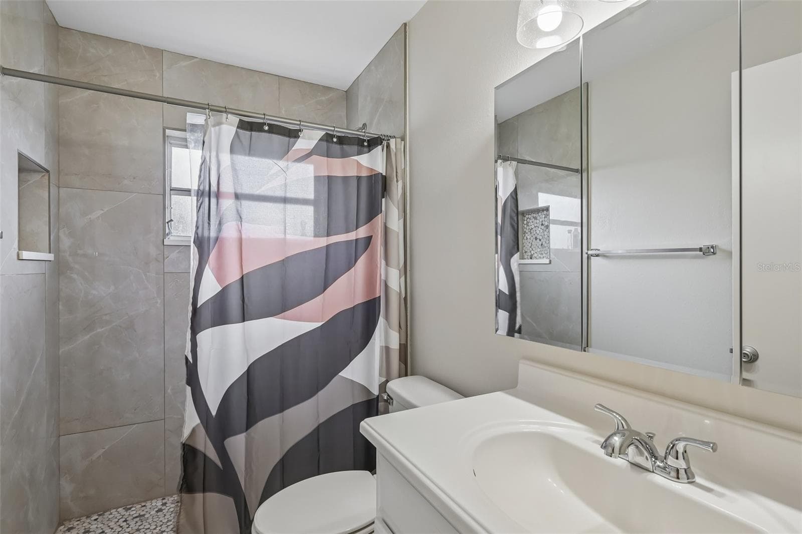 Bathroom - 390 301 BLVD W #4D, BRADENTON