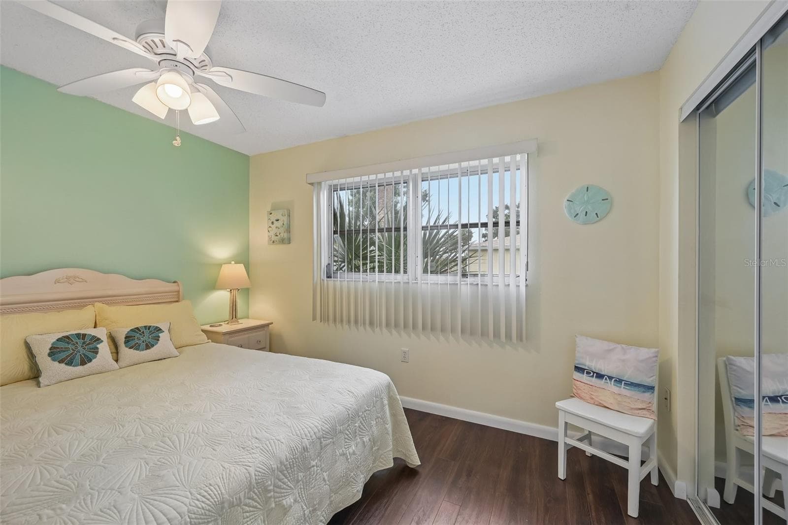 Guest Bedroom - 390 301 BLVD W #4D, BRADENTON