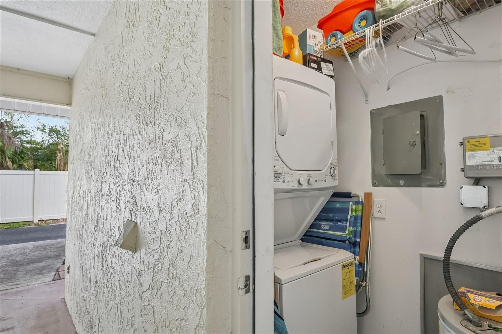 Laundry Closet - 390 301 BLVD W #4D, BRADENTON