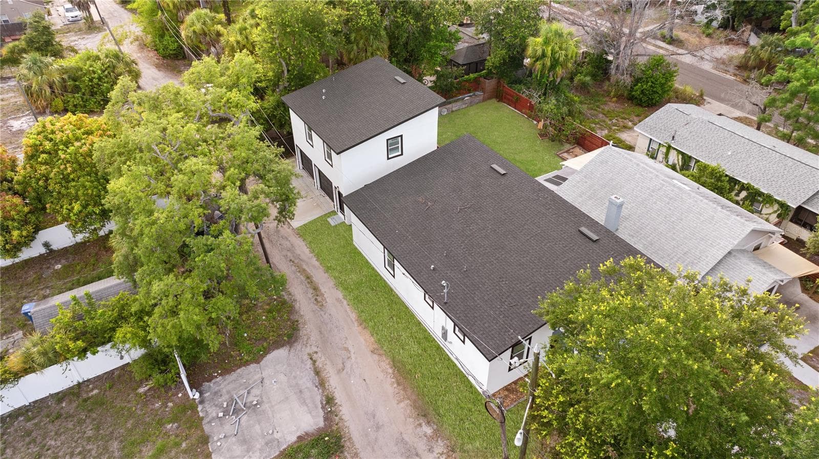 Half Duplex at 1421 35TH ST S, ST PETERSBURG, photo 7 of 26