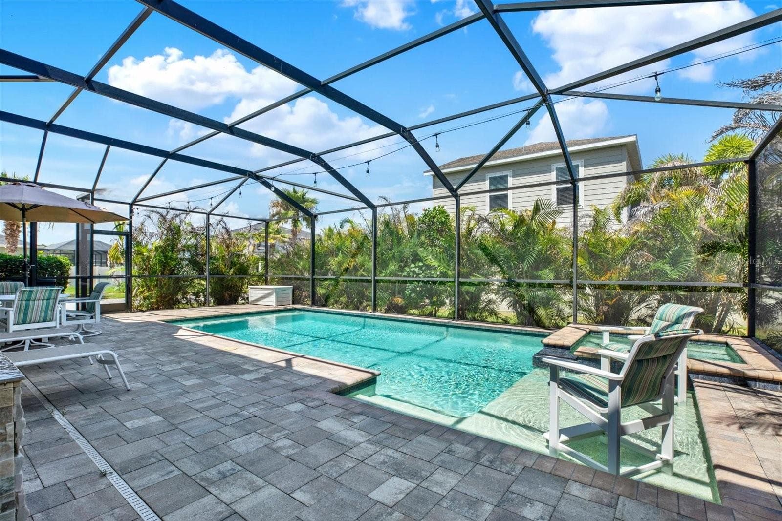 Single Family Residence at 11702 LAKE LUCAYA DR, RIVERVIEW, photo 12 of 52