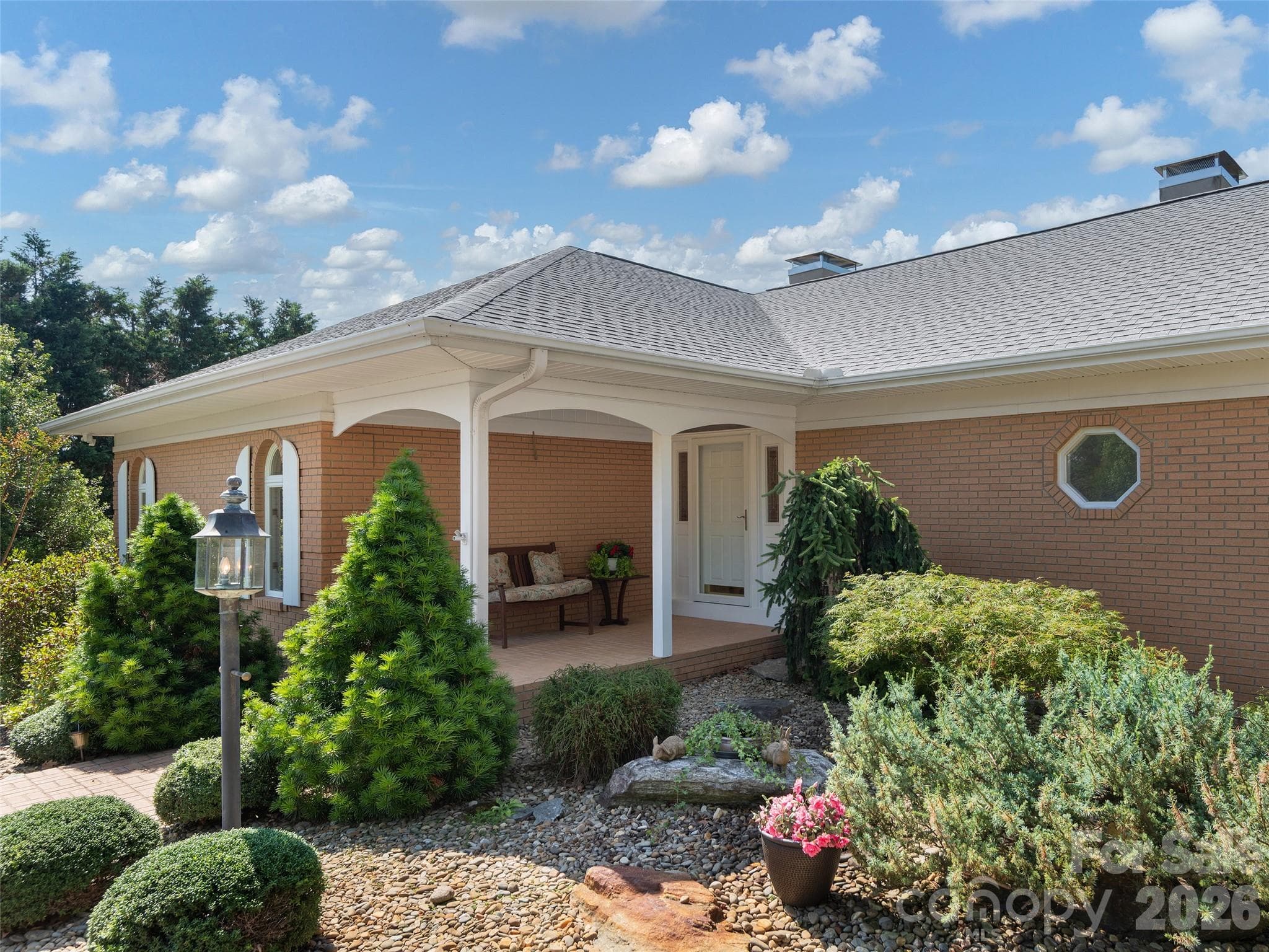Single Family Residence at Hendersonville, photo 9 of 48