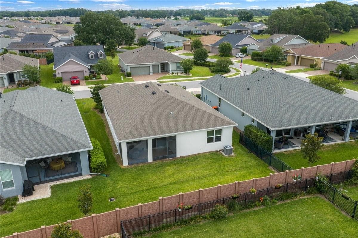 Single Family Residence at 5556 NW 41ST LN, OCALA, photo 10 of 97