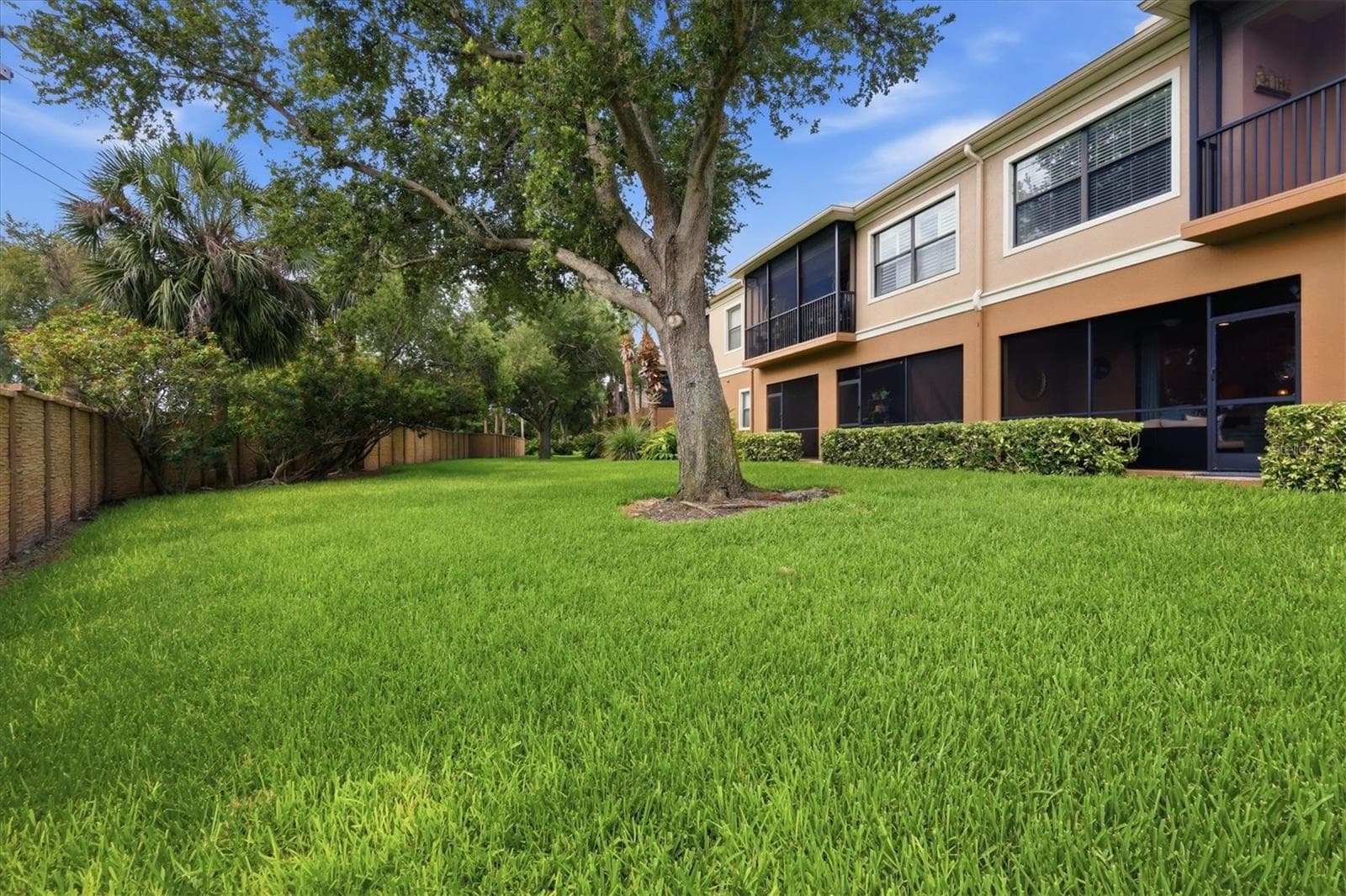 Condominium at 7210 HAMILTON RD, BRADENTON, photo 29 of 62
