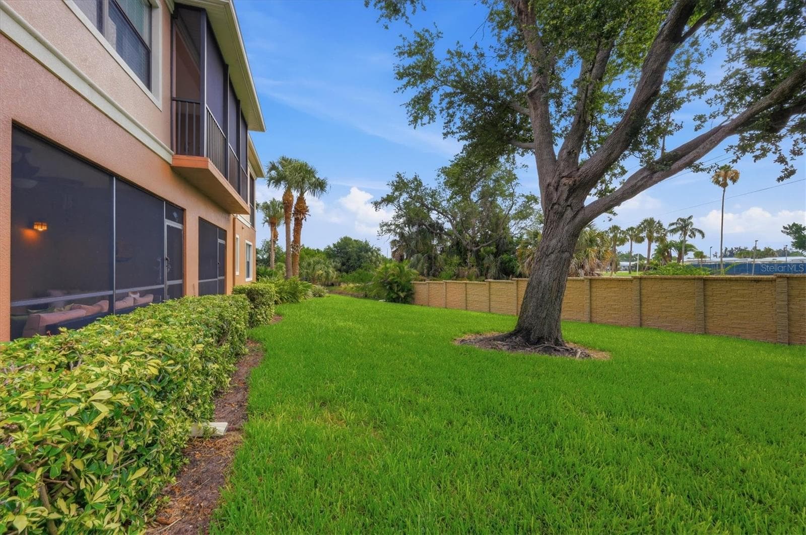Condominium at 7210 HAMILTON RD, BRADENTON, photo 31 of 62