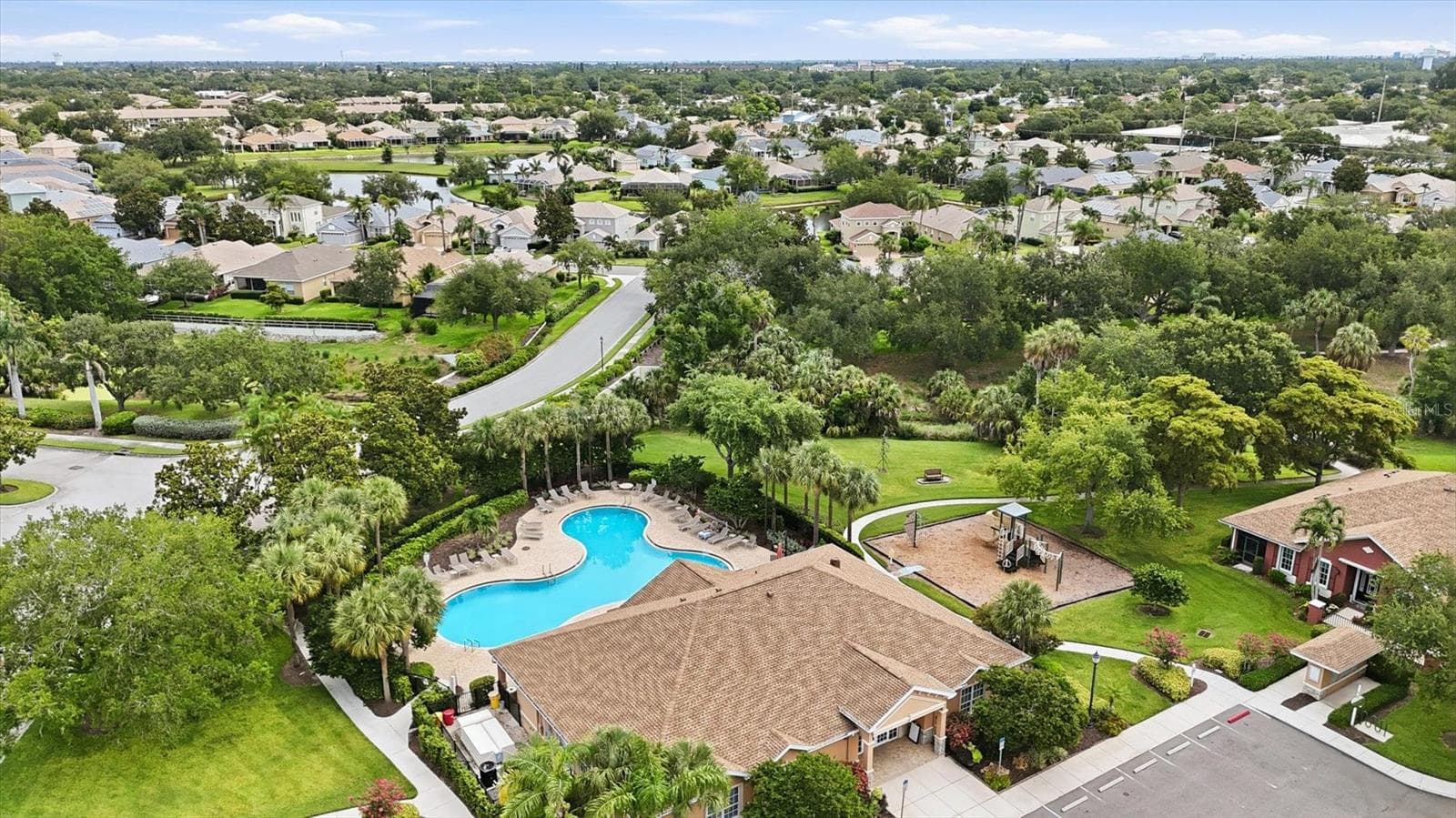 Condominium at 7210 HAMILTON RD, BRADENTON, photo 44 of 62