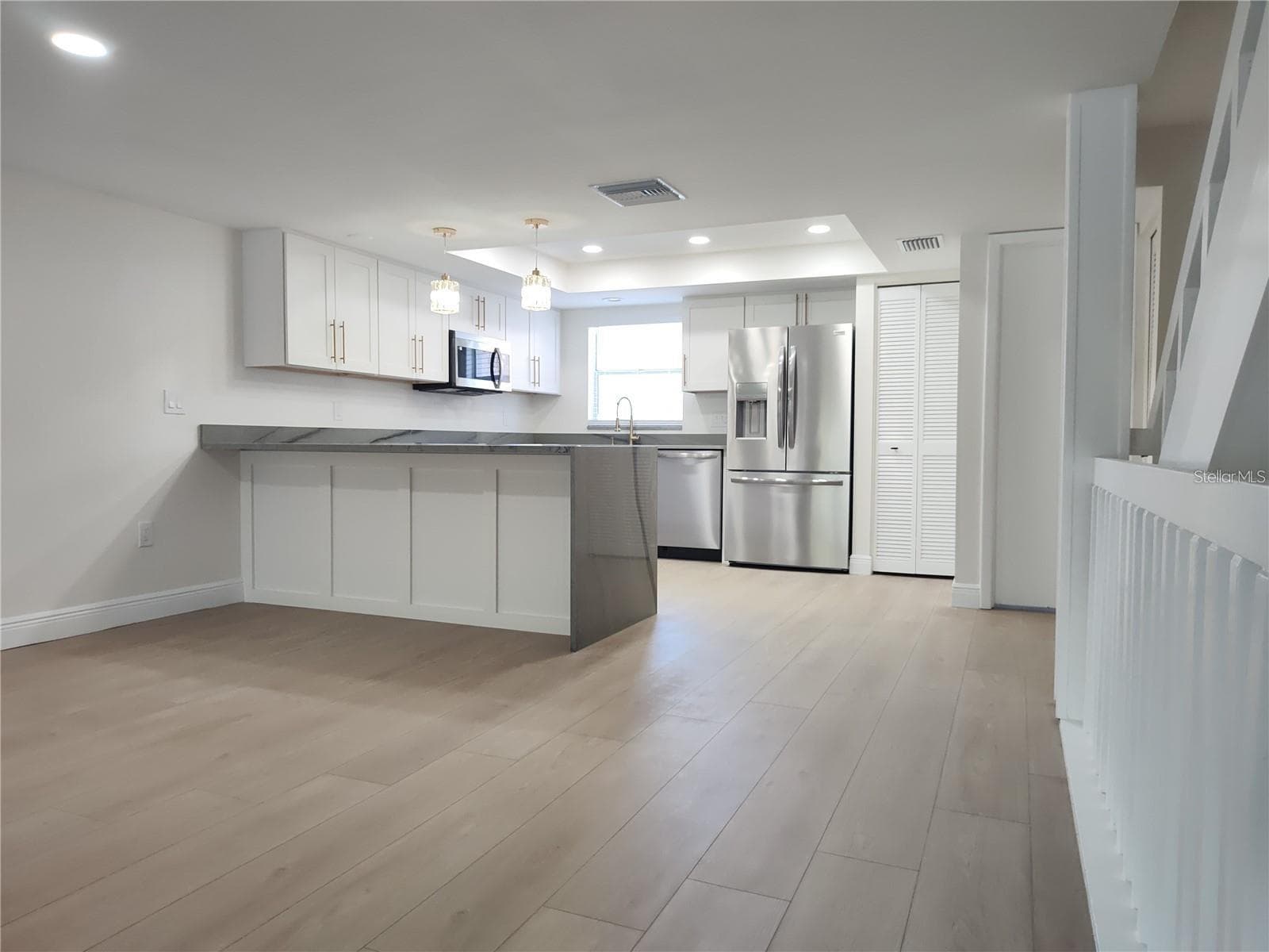 Townhouse at 255 CAPRI CIR N #36, TREASURE ISLAND, photo 2 of 19
