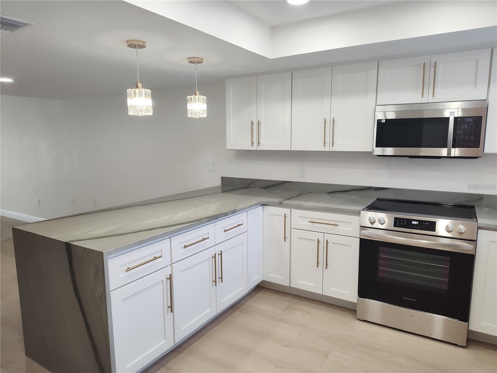 Townhouse at 255 CAPRI CIR N #36, TREASURE ISLAND, photo 5 of 19