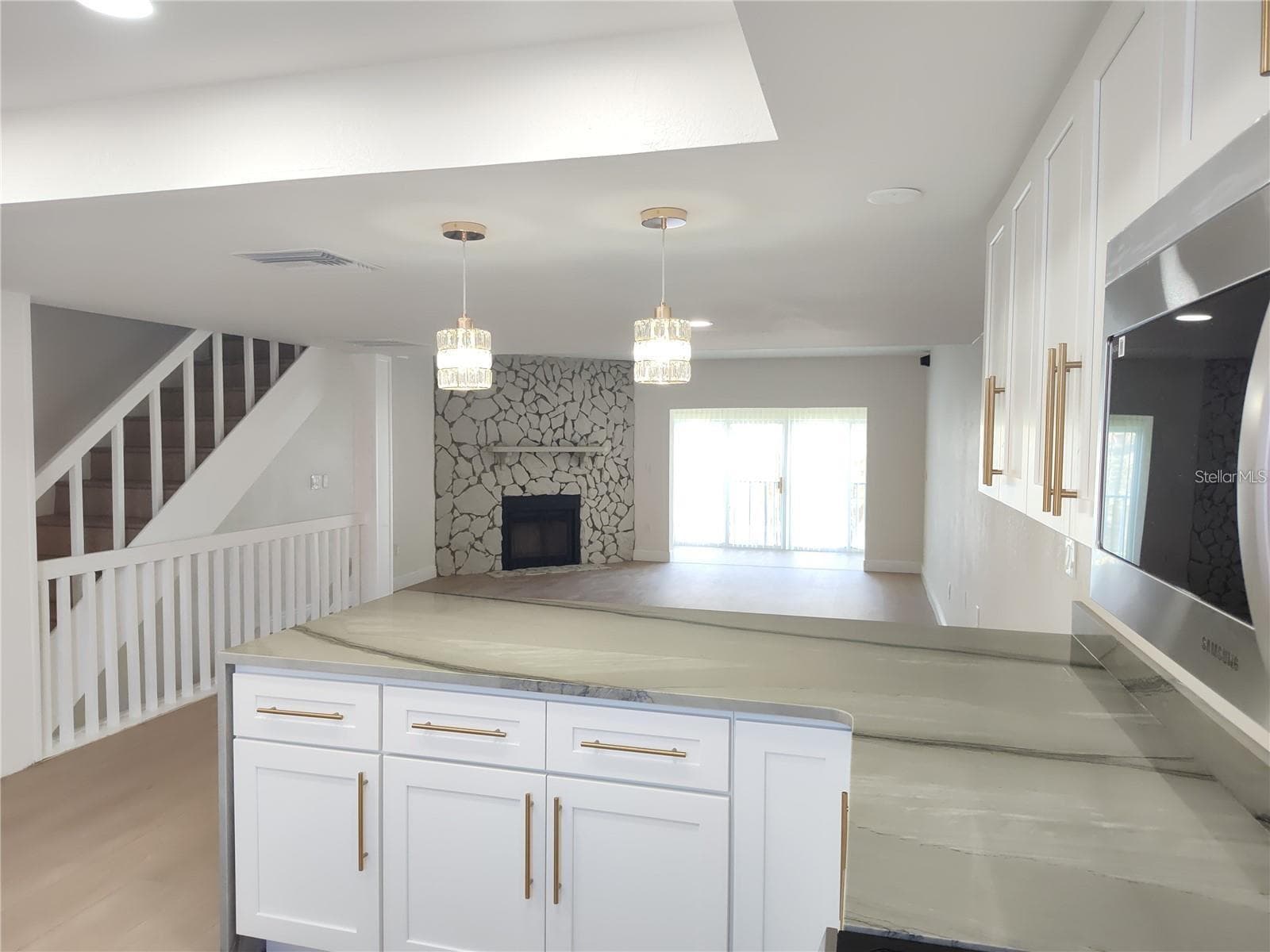Townhouse at 255 CAPRI CIR N #36, TREASURE ISLAND, photo 6 of 19