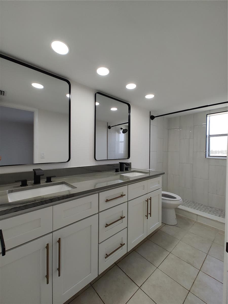 Townhouse at 255 CAPRI CIR N #36, TREASURE ISLAND, photo 9 of 19