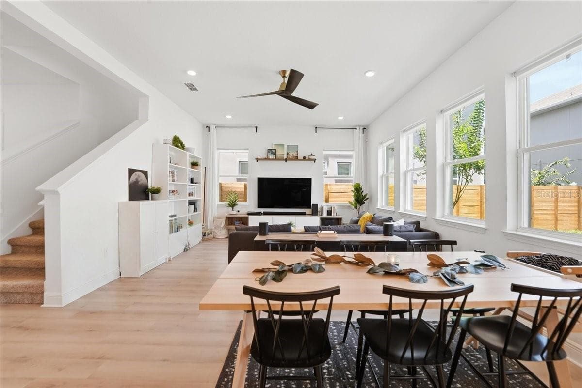 Single Family Residence at 9741 NERUDA ST, ORLANDO, photo 18 of 65