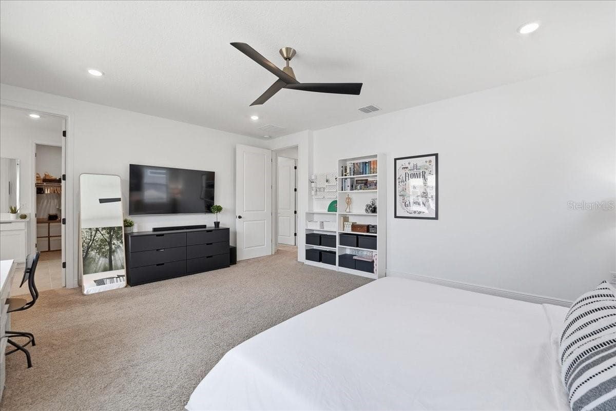 Single Family Residence at 9741 NERUDA ST, ORLANDO, photo 27 of 65