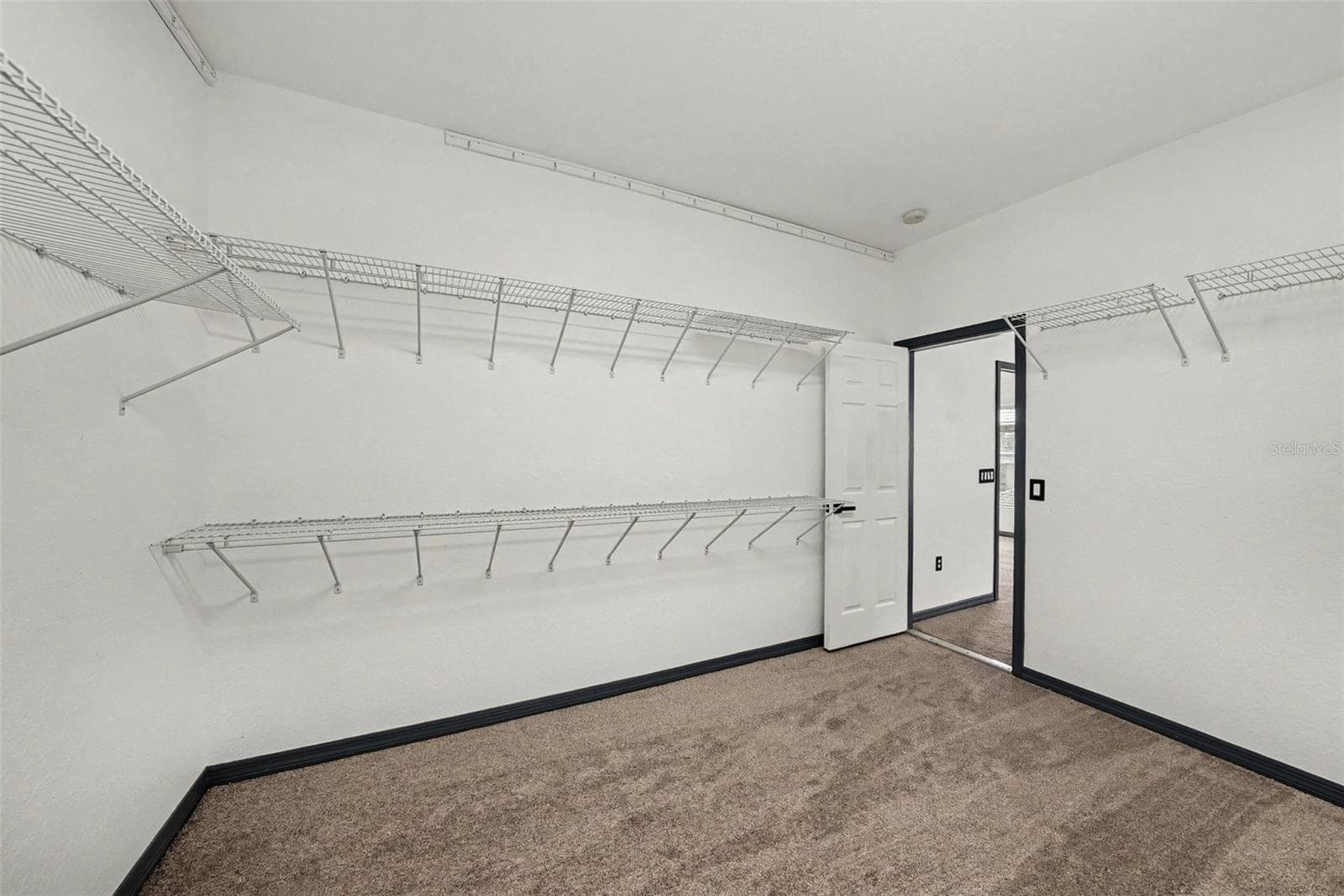 Single Family Residence at 14906 MAN O WAR DR, ODESSA, photo 33 of 50