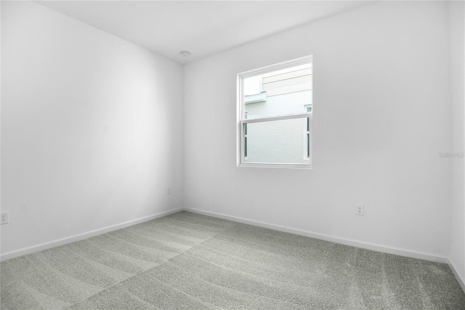 Single Family Residence at 6166 DAPHNE ST, LAKE HAMILTON, photo 3 of 25