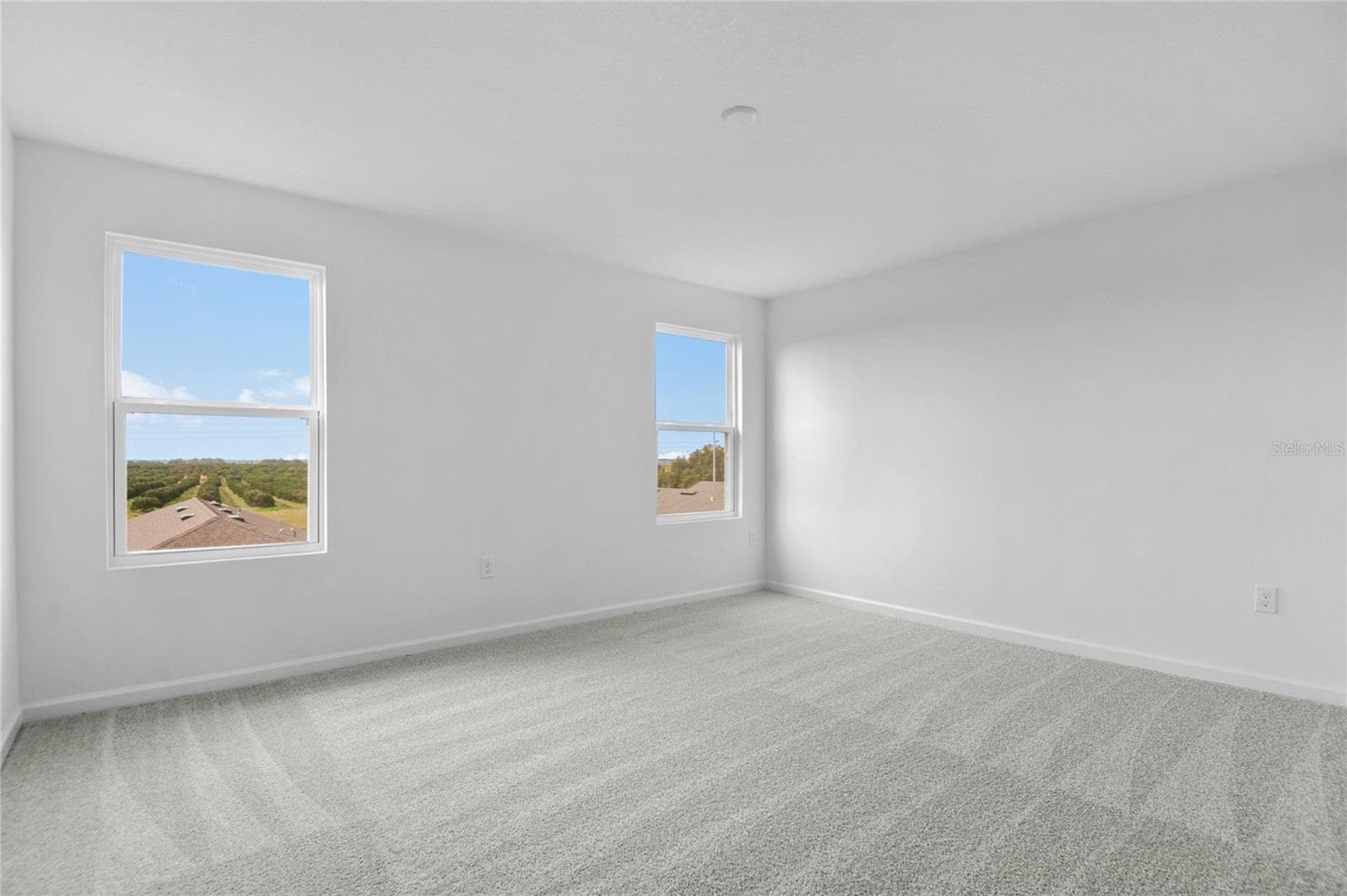 Single Family Residence at 6166 DAPHNE ST, LAKE HAMILTON, photo 11 of 25