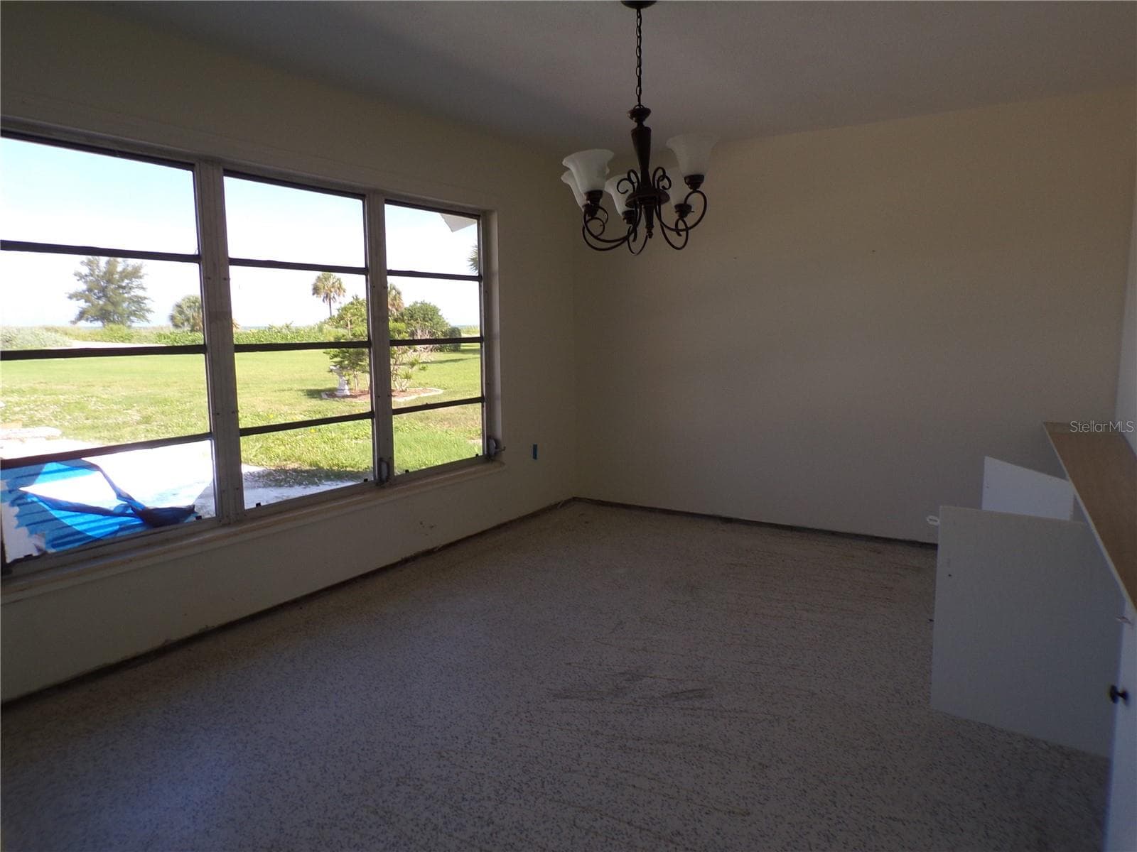 Single Family Residence at 1124 SUNSET DR, VENICE, photo 22 of 31