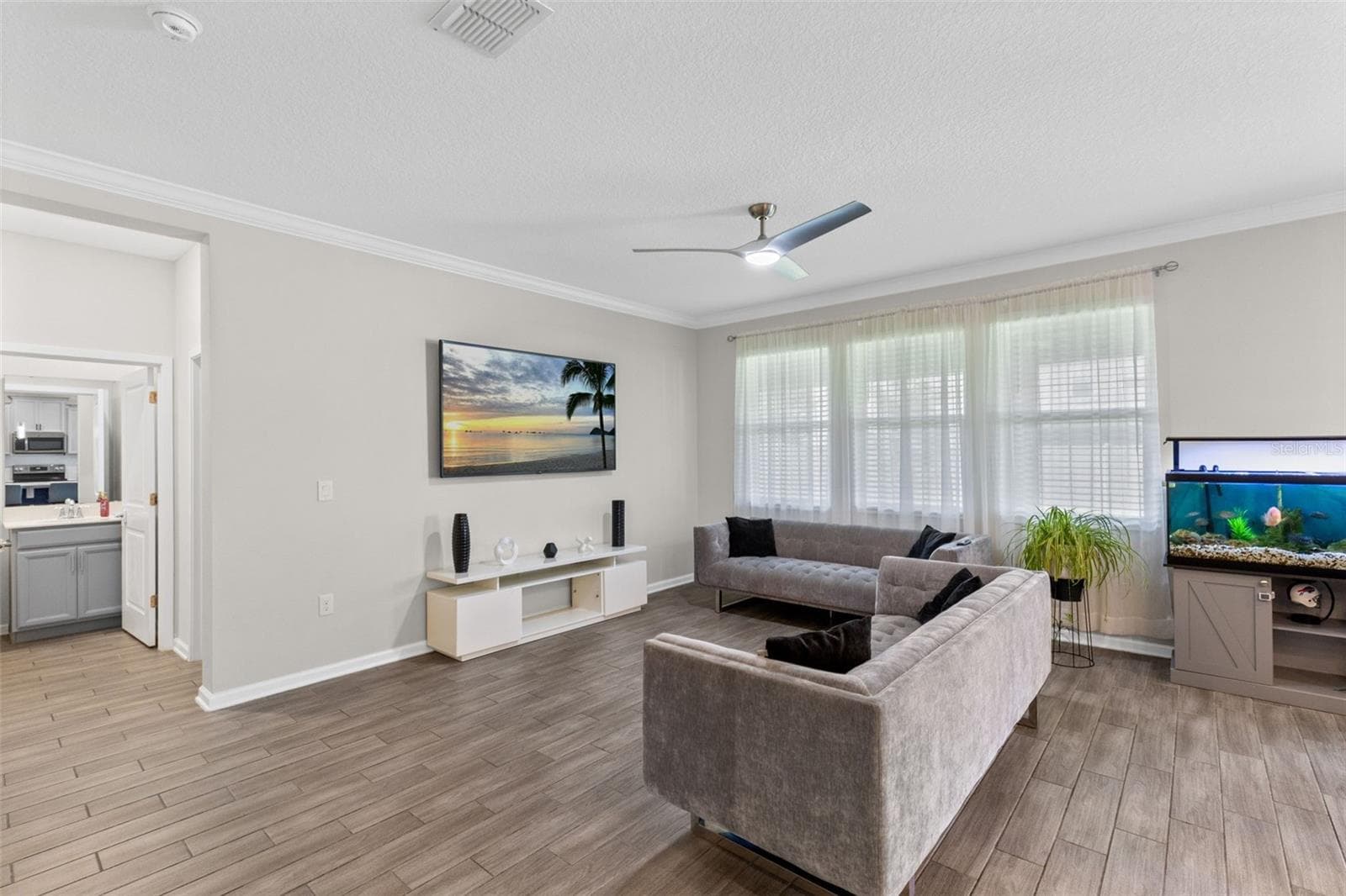 Family Room - 5311 AMERSHAM LN, ST CLOUD