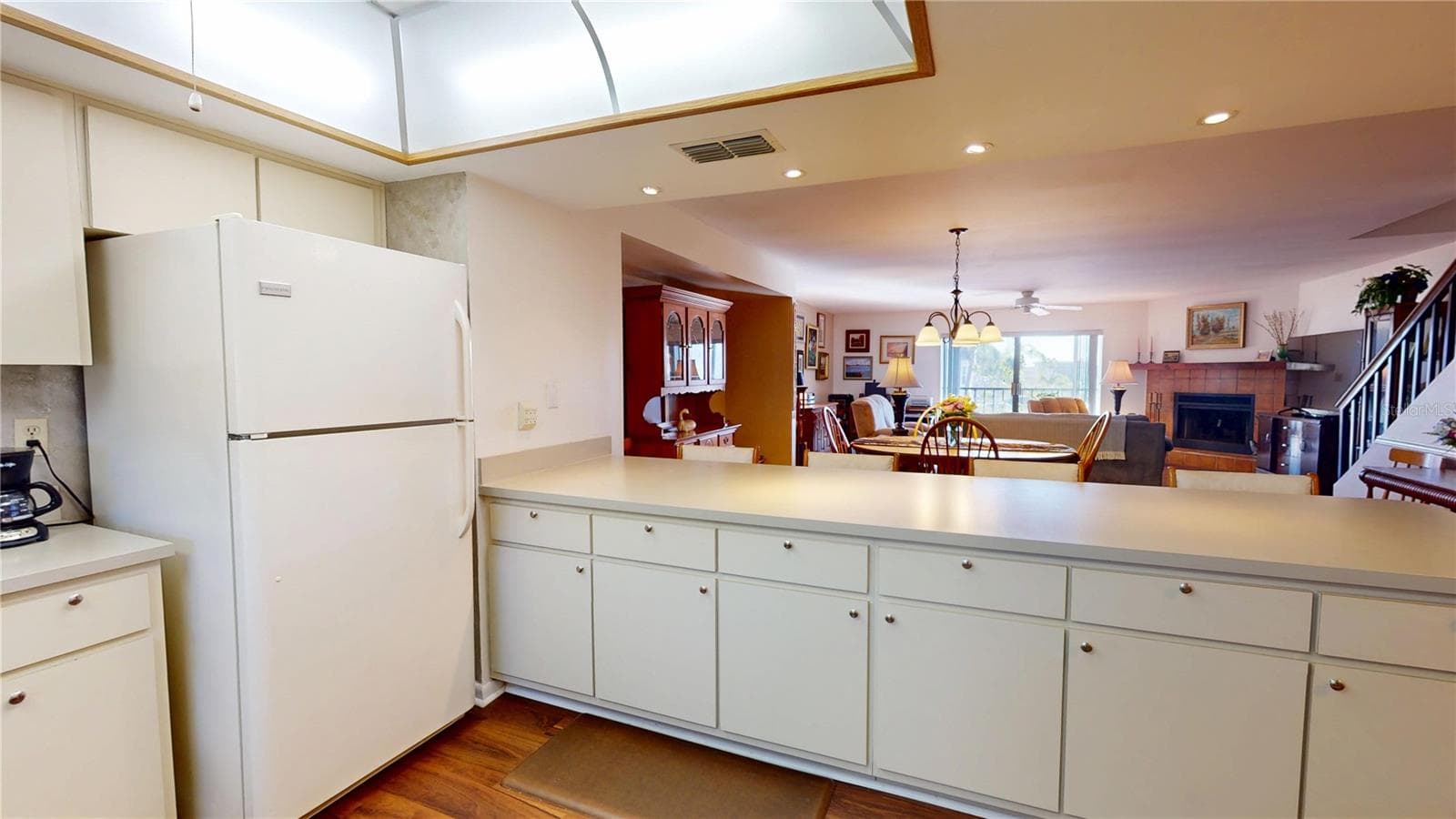 Condominium at 12485 2ND ST E #C103, TREASURE ISLAND, photo 10 of 46