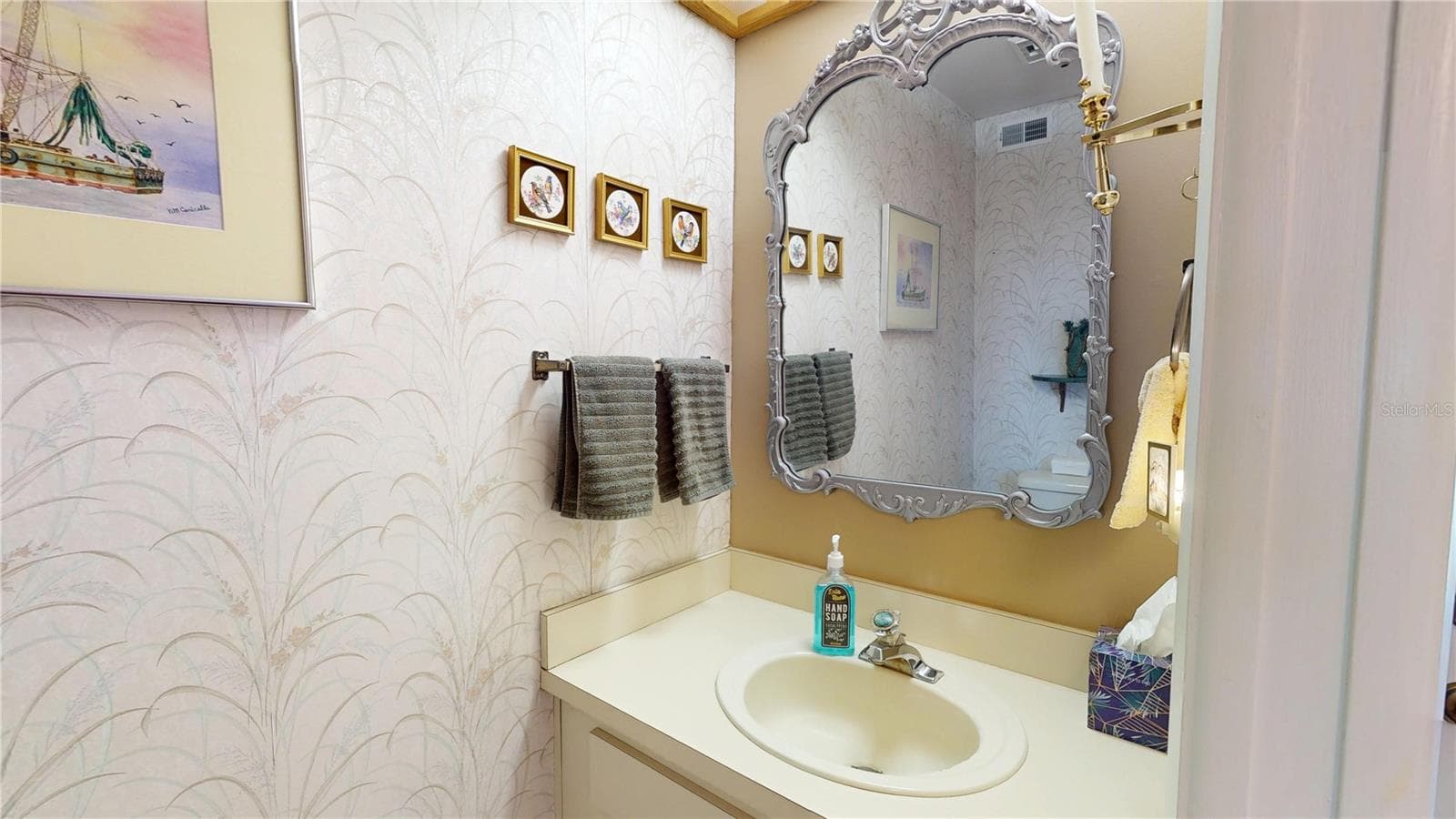Condominium at 12485 2ND ST E #C103, TREASURE ISLAND, photo 11 of 46