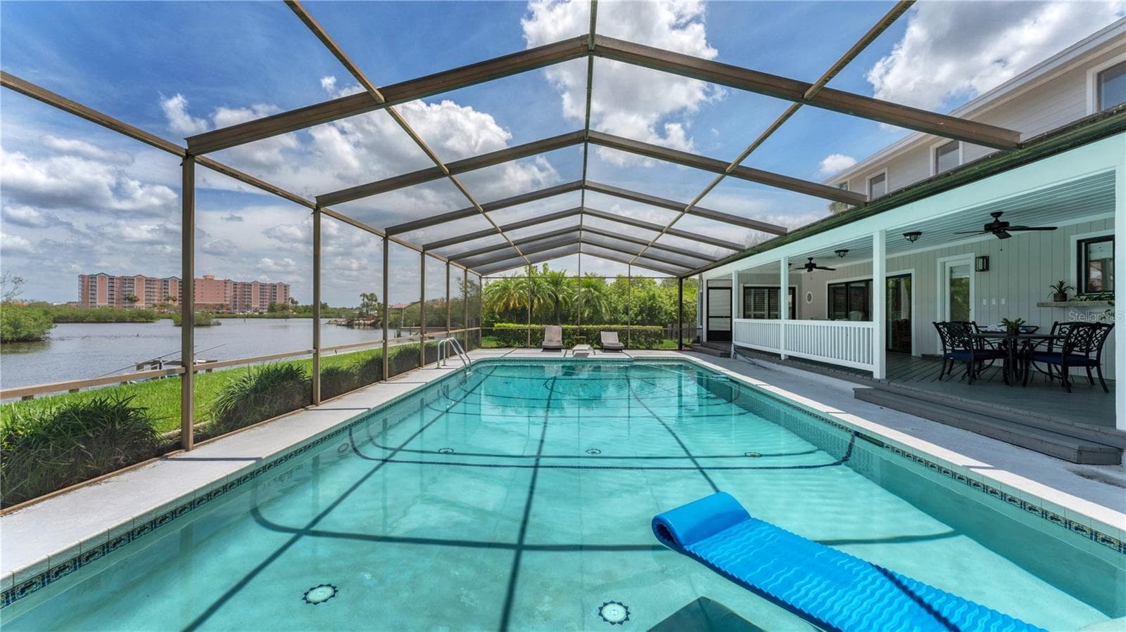 Screened-in pool (previously staged) - 5623 HULL CT, NEW PORT RICHEY