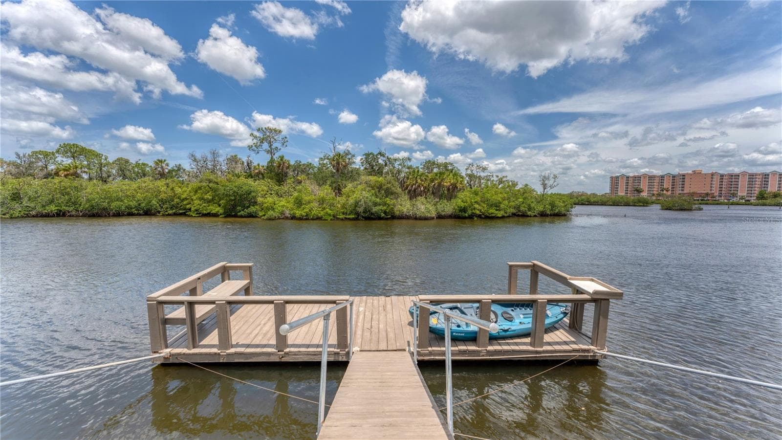 Floating dock - 5623 HULL CT, NEW PORT RICHEY