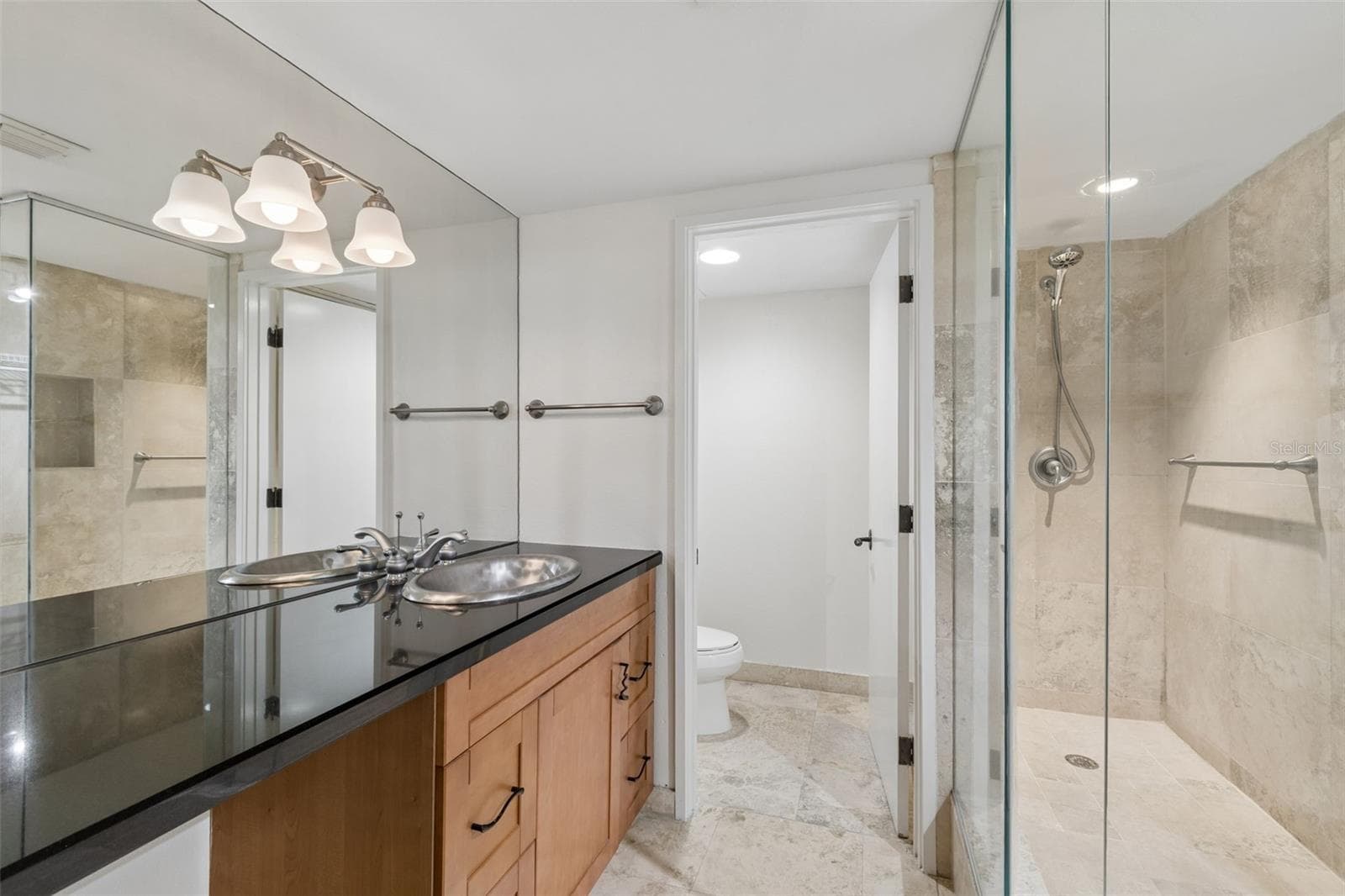 Primary Bath - 2413 BAYSHORE BLVD #1904, TAMPA