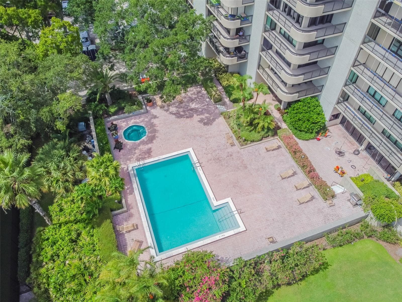 Aerial/Pool - 2413 BAYSHORE BLVD #1904, TAMPA