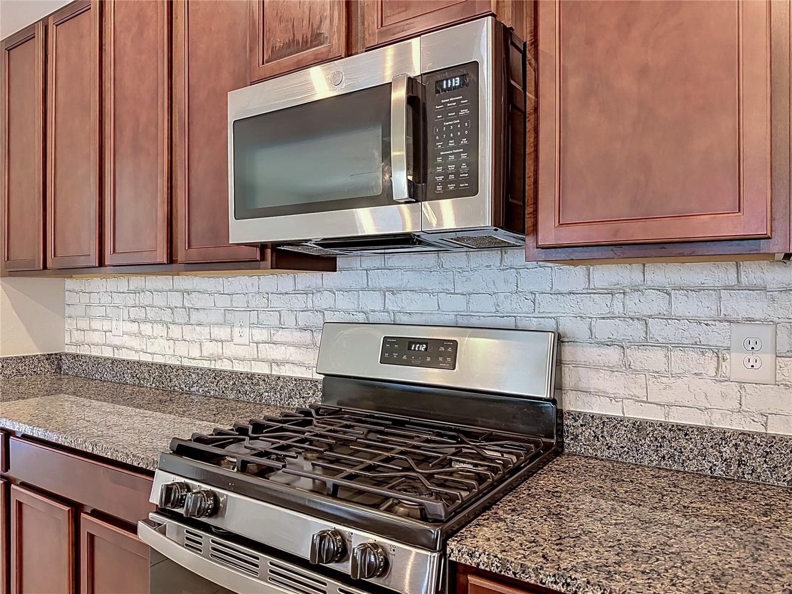 Single Family Residence at 5754 SURPRISE LILY DR, WINTER GARDEN, photo 10 of 40