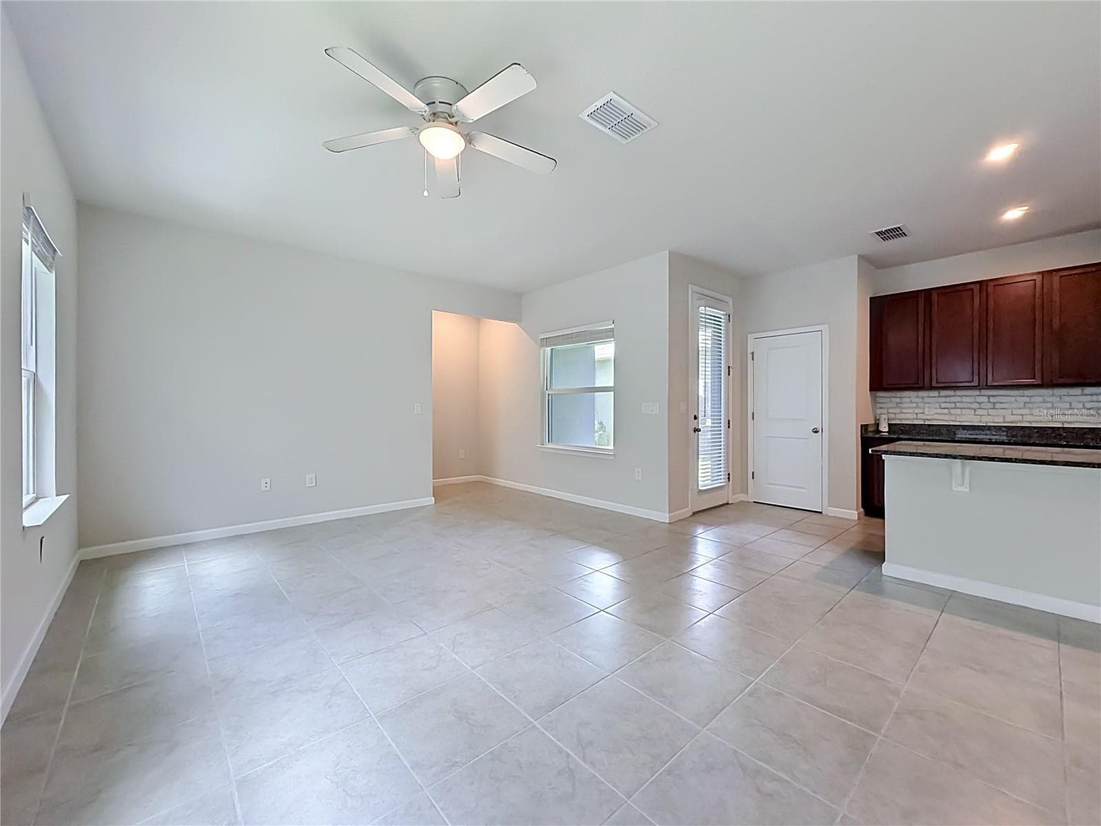 Single Family Residence at 5754 SURPRISE LILY DR, WINTER GARDEN, photo 18 of 40