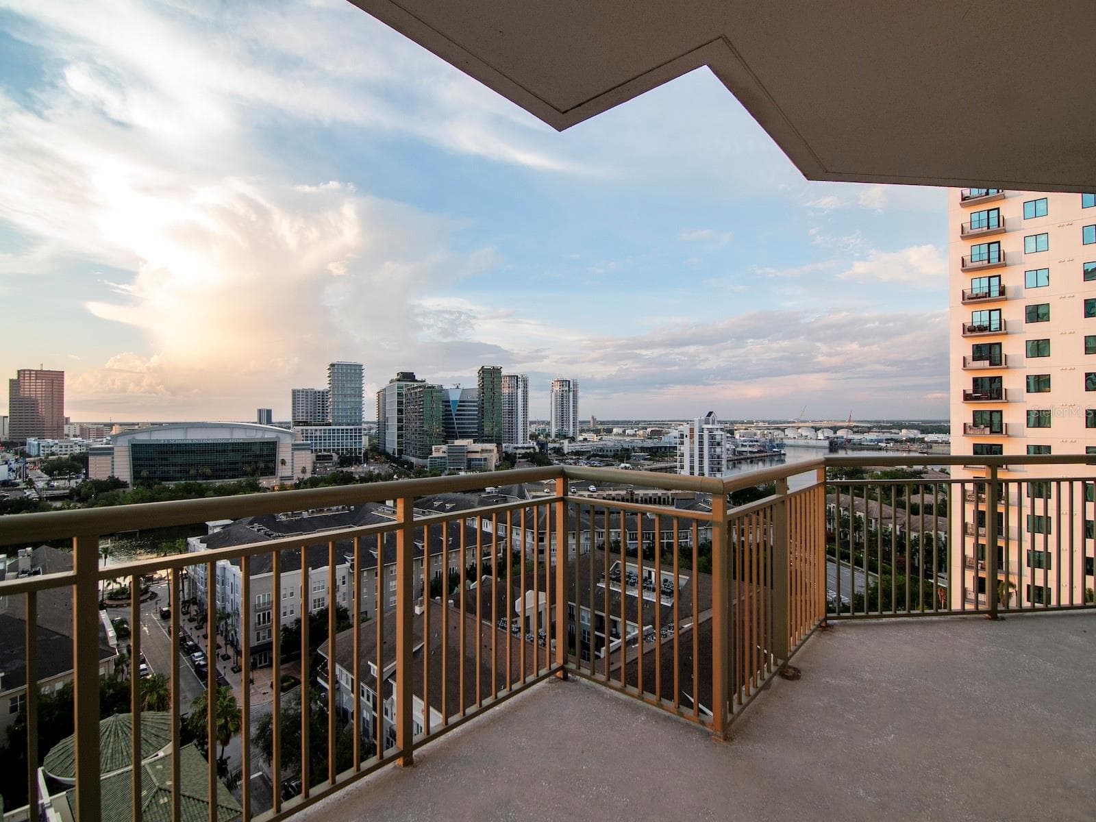 Condominium at 450 KNIGHTS RUN AVE #1501, TAMPA, photo 34 of 100