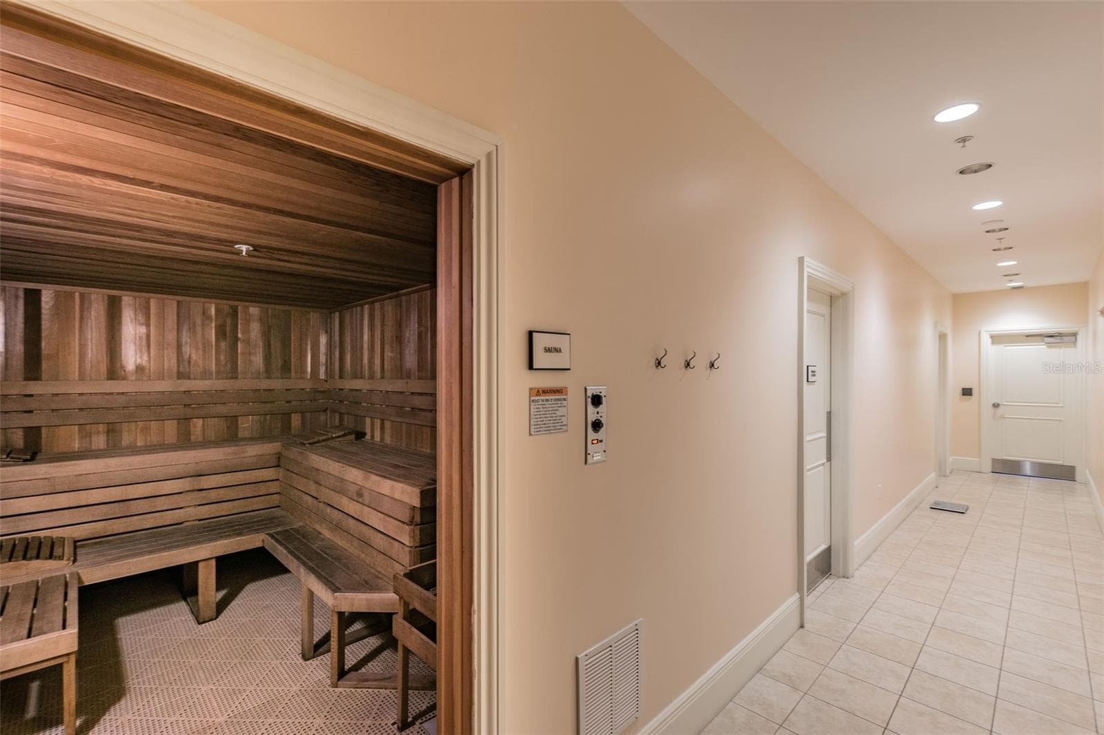 Sauna - 450 KNIGHTS RUN AVE #1501, TAMPA
