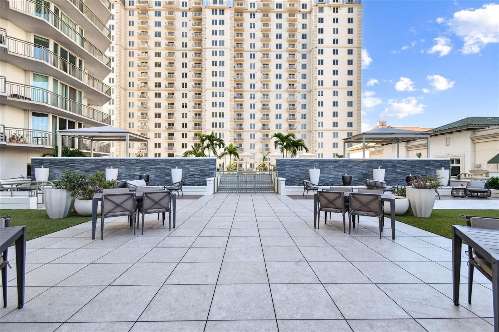 Condominium at 450 KNIGHTS RUN AVE #1501, TAMPA, photo 70 of 100