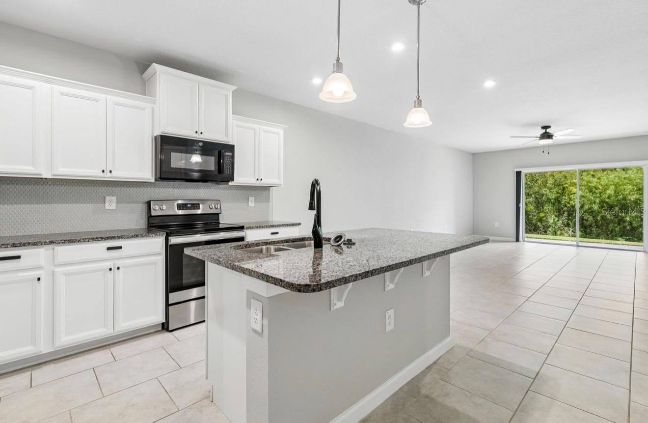 Villa at 18307 TURNING LEAF CIR, LAND O LAKES, photo 5 of 44