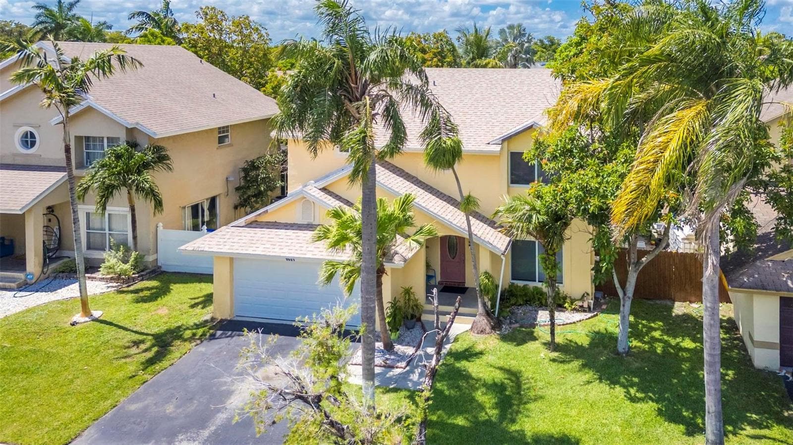 Single Family Residence at 9601 SW 9TH CT, PEMBROKE PINES, photo 3 of 60
