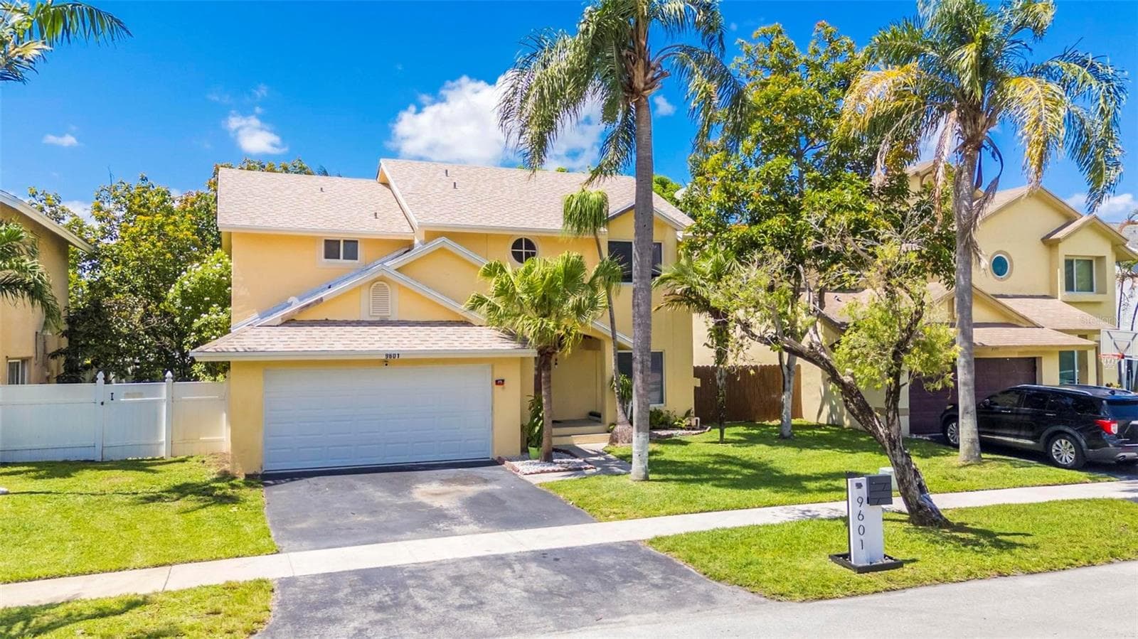 Single Family Residence at 9601 SW 9TH CT, PEMBROKE PINES, photo 5 of 60