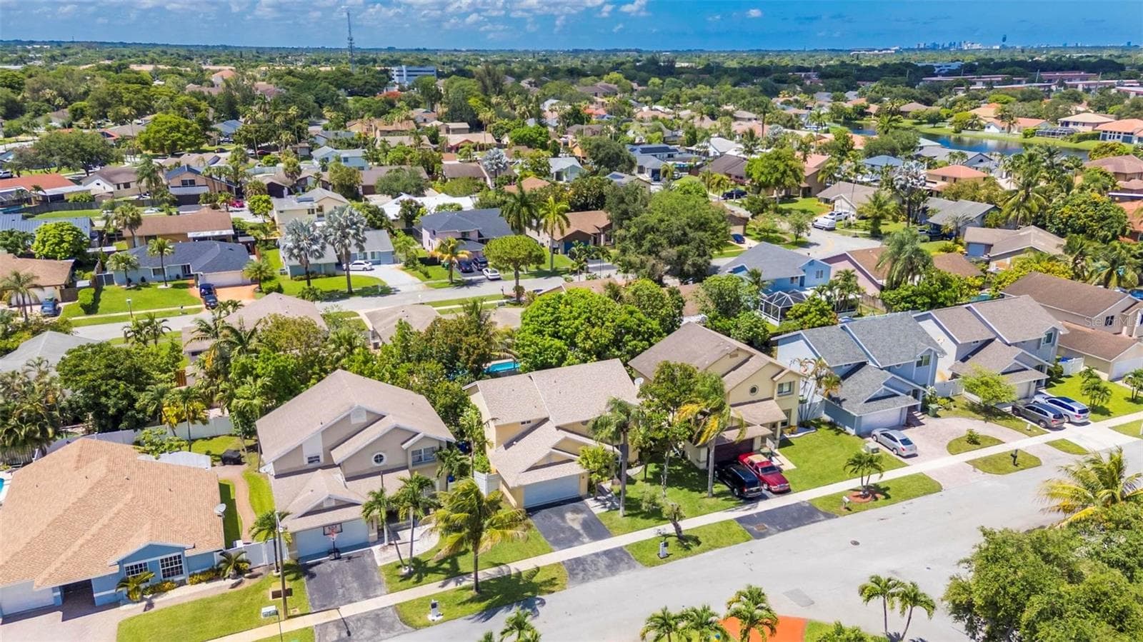 Single Family Residence at 9601 SW 9TH CT, PEMBROKE PINES, photo 12 of 60
