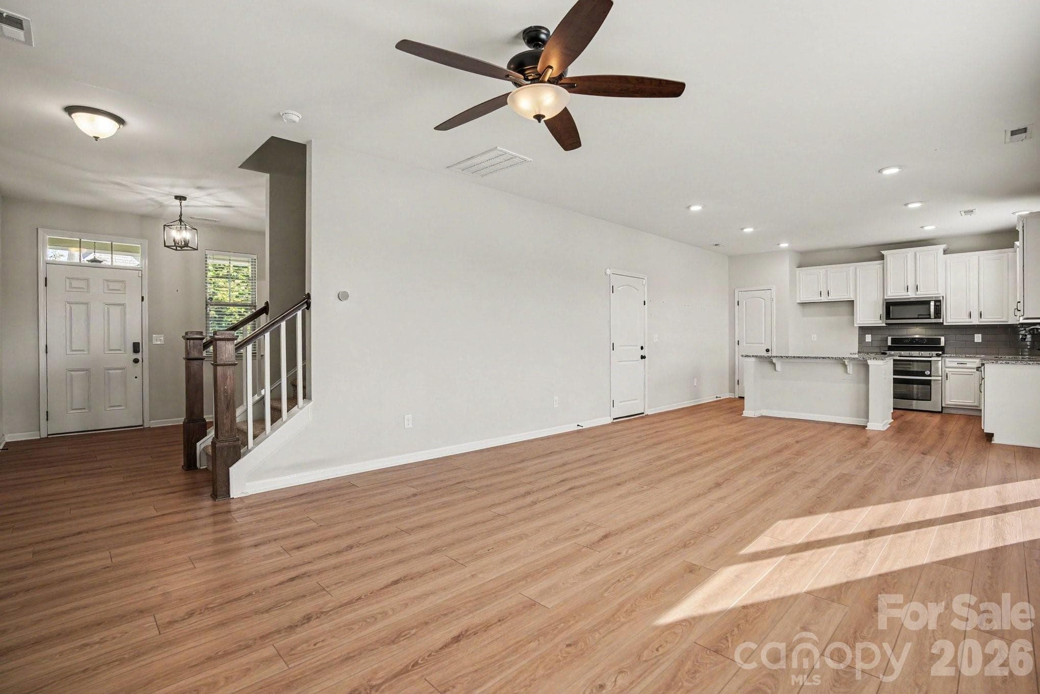 Single Family Residence at Waxhaw, photo 2 of 30