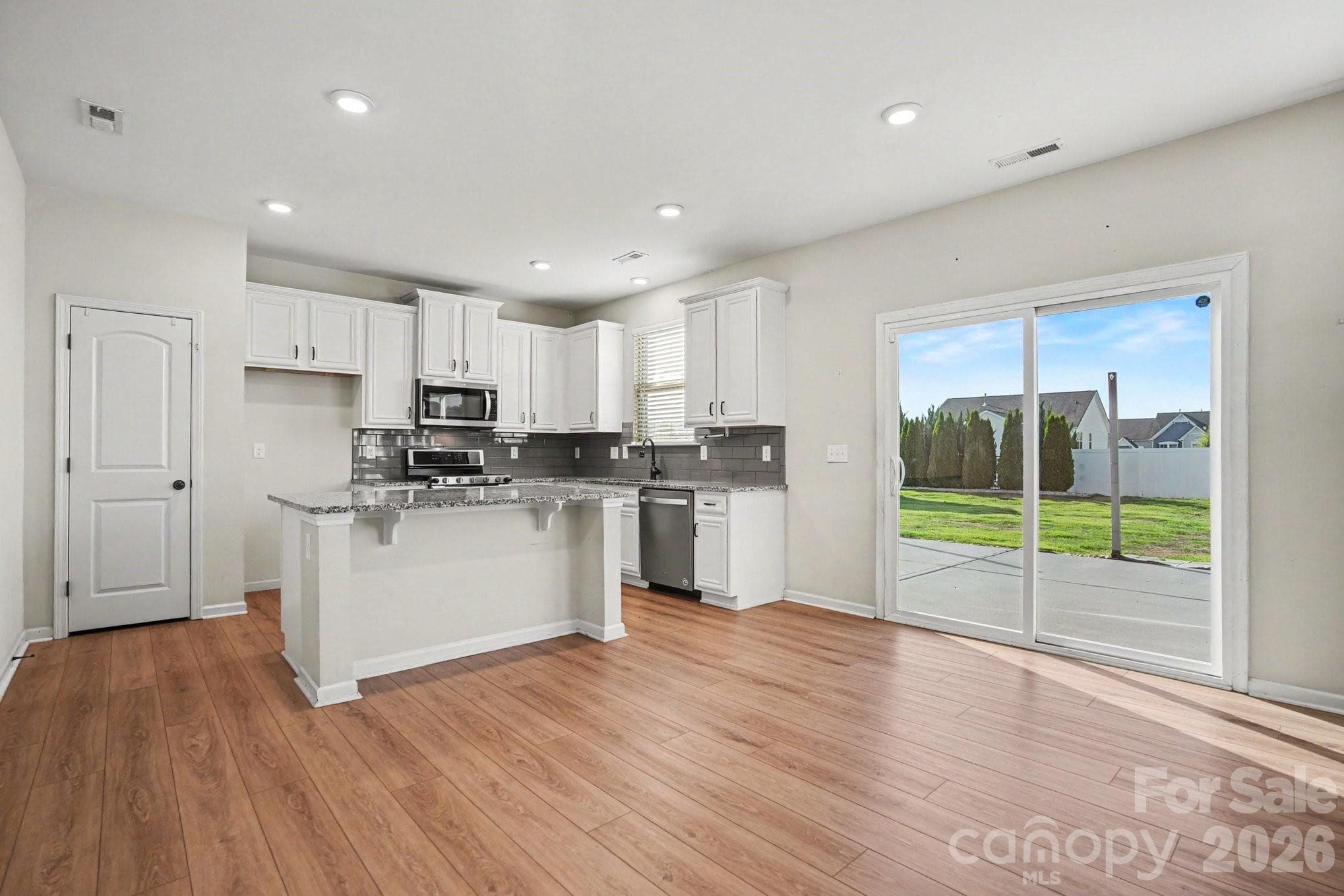 Single Family Residence at Waxhaw, photo 6 of 30