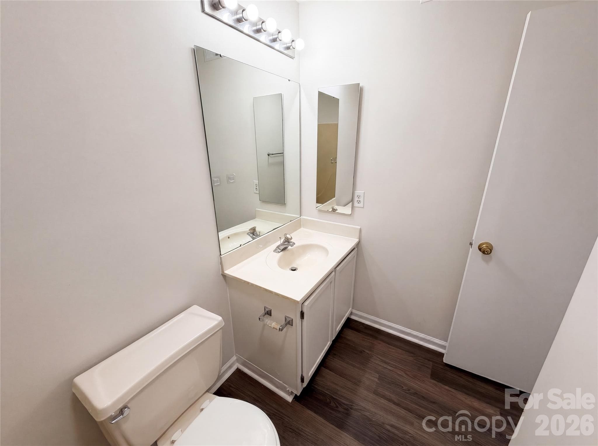 Single Family Residence at 4720 Topsail Court, Charlotte, photo 17 of 23