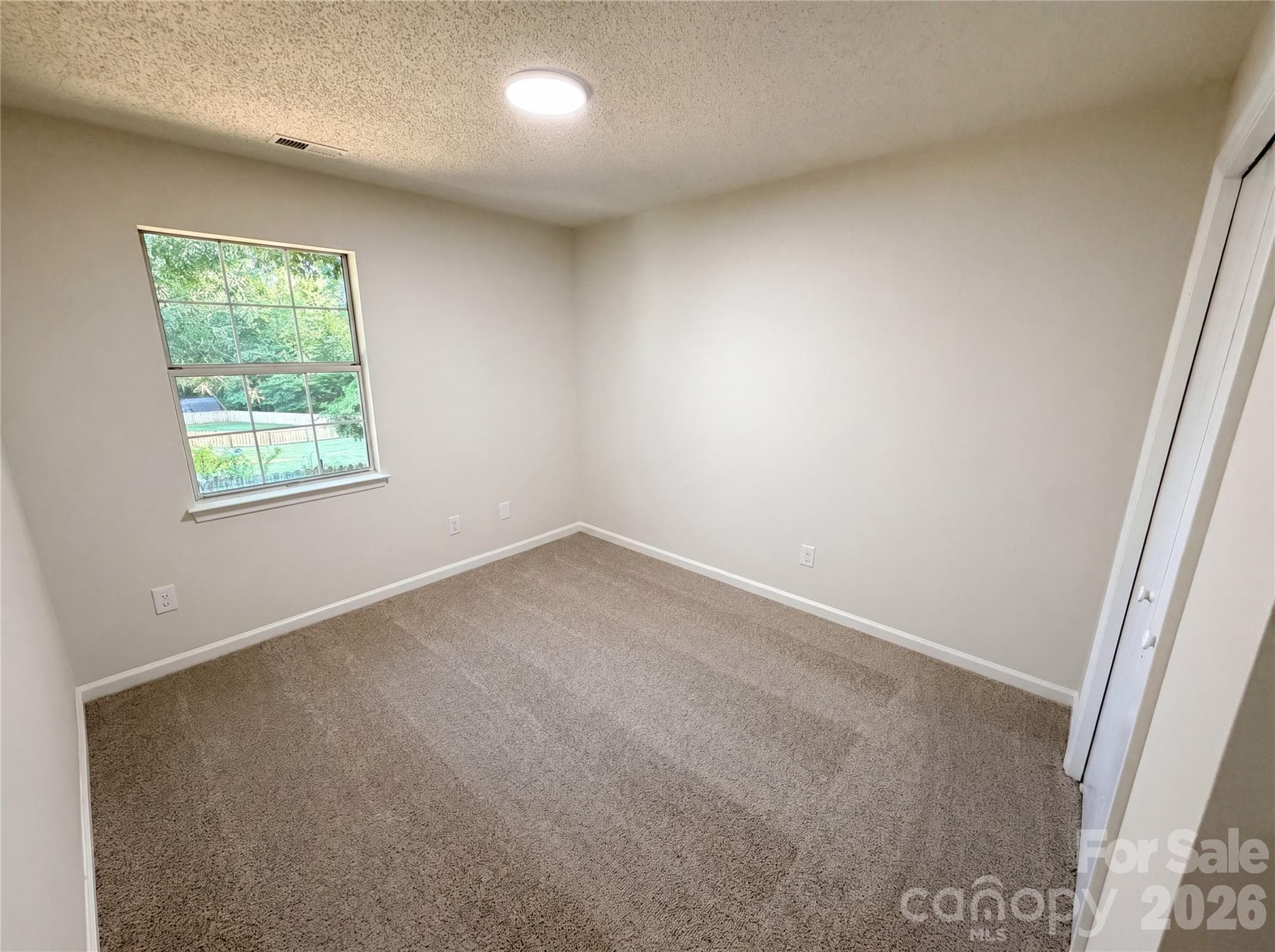 Single Family Residence at 4720 Topsail Court, Charlotte, photo 18 of 23